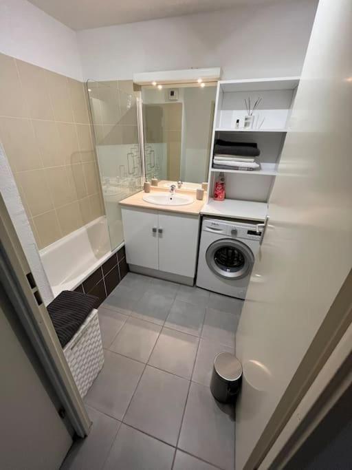 דירות לונל Joli Appt 45 M2 Avec Terrasse מראה חיצוני תמונה